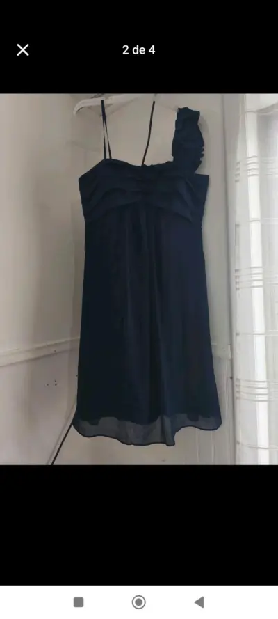Vestido azul marino elegante con un solo hombro - miniatura 1