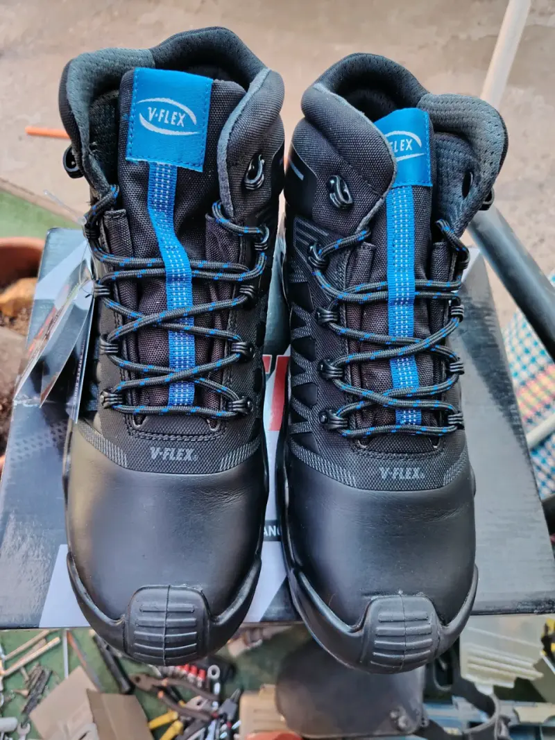 Botas de seguridad negras V-Flex con suela azul - 3