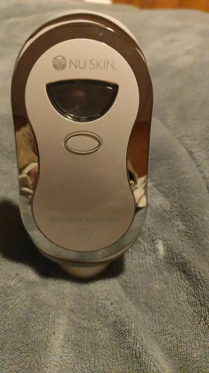 Dispositivo Galvánico Corporal Nu Skin - 2