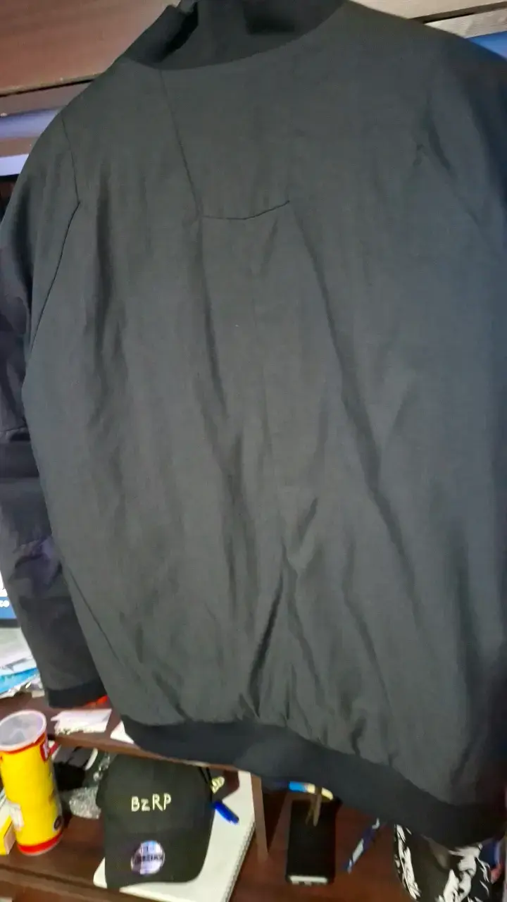 Chaqueta negra Nike deportiva para hombre de pluma - 4