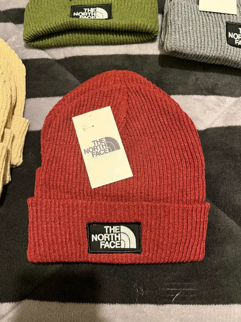 Gorro de lana The North Face en varios colores - 4