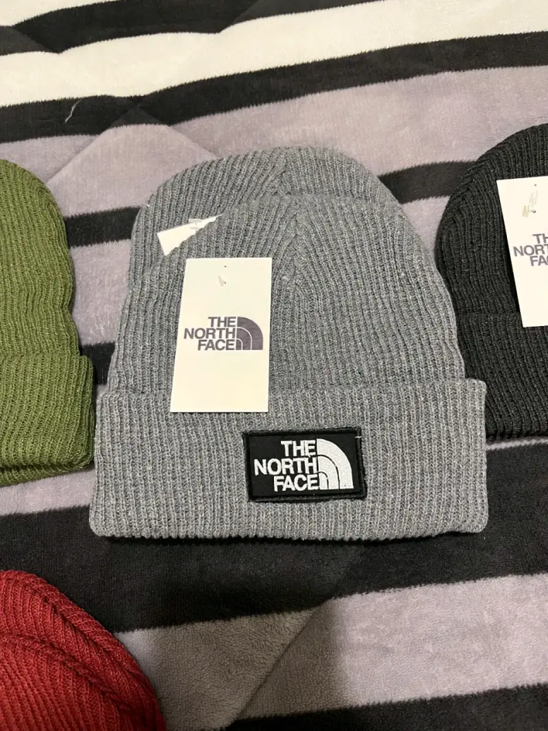 Gorro de lana The North Face en varios colores - 5