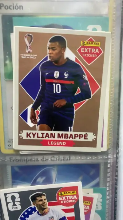 Lámina Panini Kylian Mbappé Legend Mundial 2022 - miniatura 1