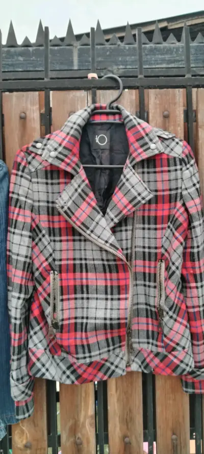 Chaqueta de cuadros para mujer IO - miniatura 2