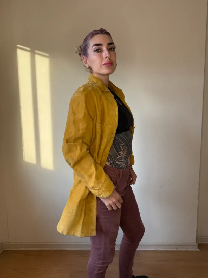 Chaqueta blazer gamuza color mostaza - 2