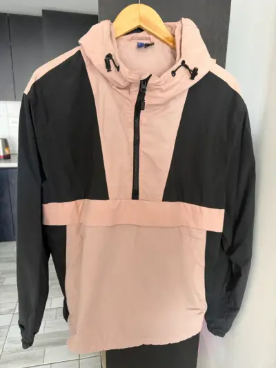 Cortaviento bicolor rosa y negro para hombre - miniatura 1