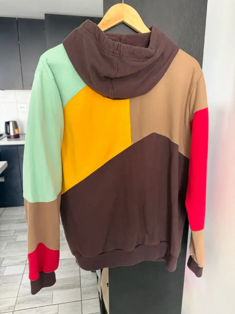 Polerón multicolor con capucha - 2