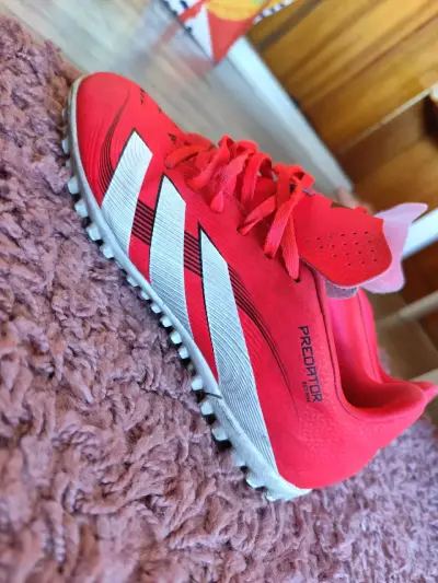 Zapatillas de fútbol Adidas Predator rojas - miniatura 4