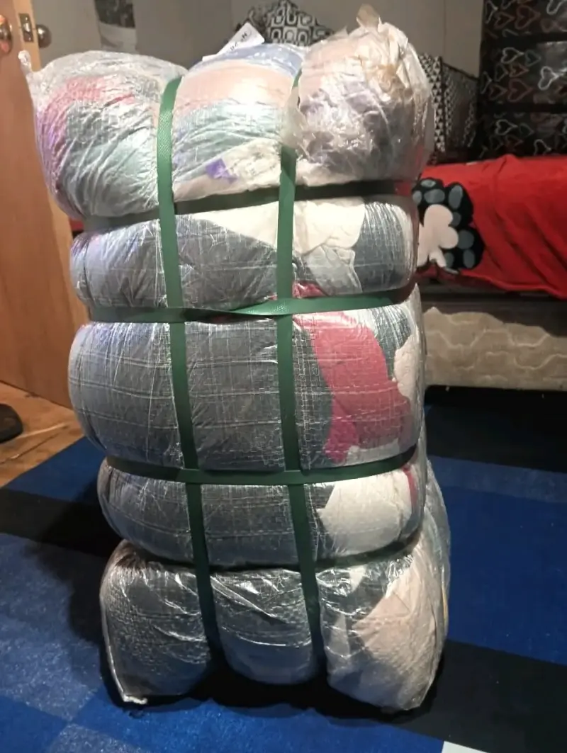 Pacas de ropa usada para reventa - 3