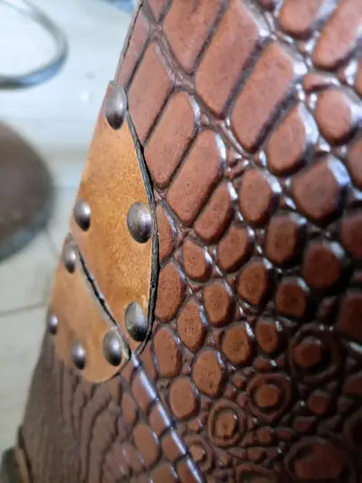 Baúl antiguo/vintage de cuero genuino - miniatura 6