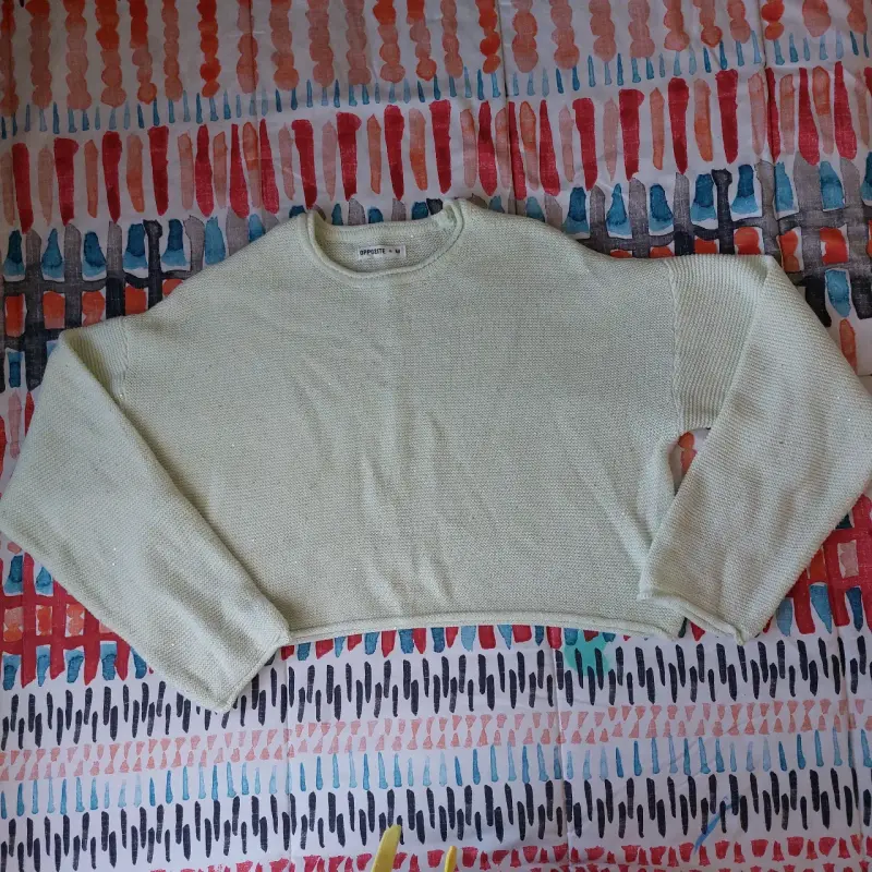 Suéter beige de mujer Opposite