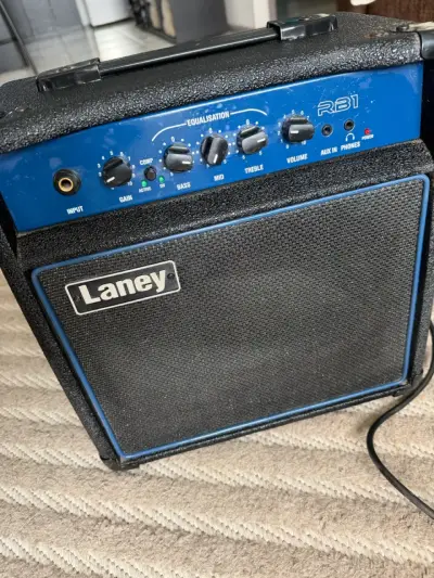 Amplificador de Bajo Laney RB1 con Ecualizador - miniatura 4