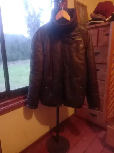 Chaqueta de cuero marrón - miniatura 1