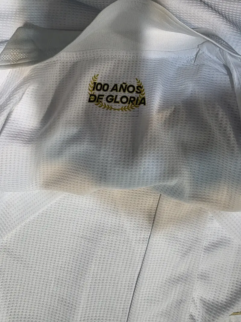 Camiseta Adidas Colo Colo 100 Años Blanca - 4