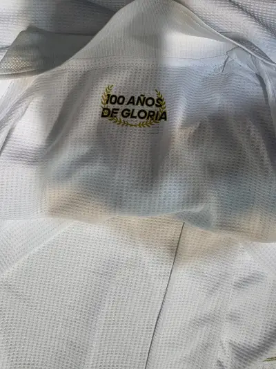 Camiseta Adidas Colo Colo 100 Años Blanca - miniatura 4