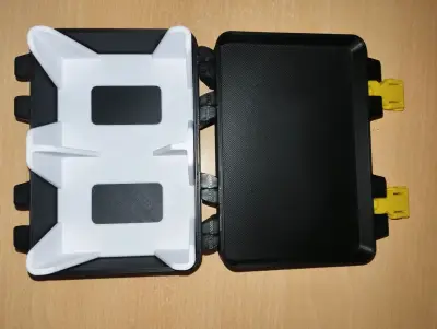 Caja para guardar laminas del mundial - miniatura 2