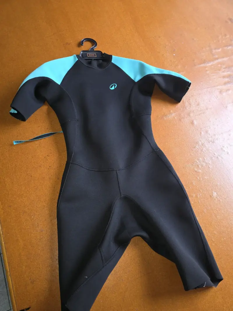 Traje de Neopreno  Negro y Azul