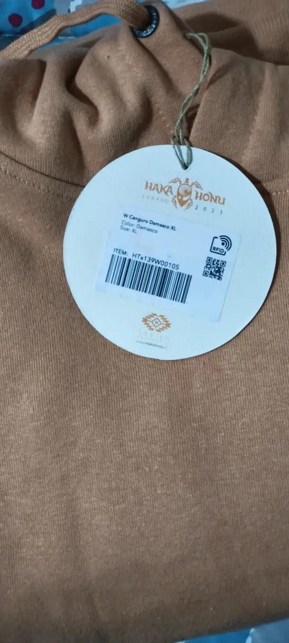 Polerón Haka Honu Damasco XL con diseño bordado - 4