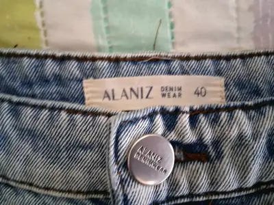 Shorts de mezclilla Alaniz para mujer - miniatura 3