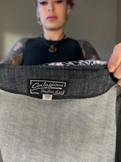 Chaqueta de mezclilla con capucha - miniatura 5