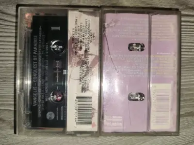 Cassettes Vangelis y 70's Love - miniatura 4