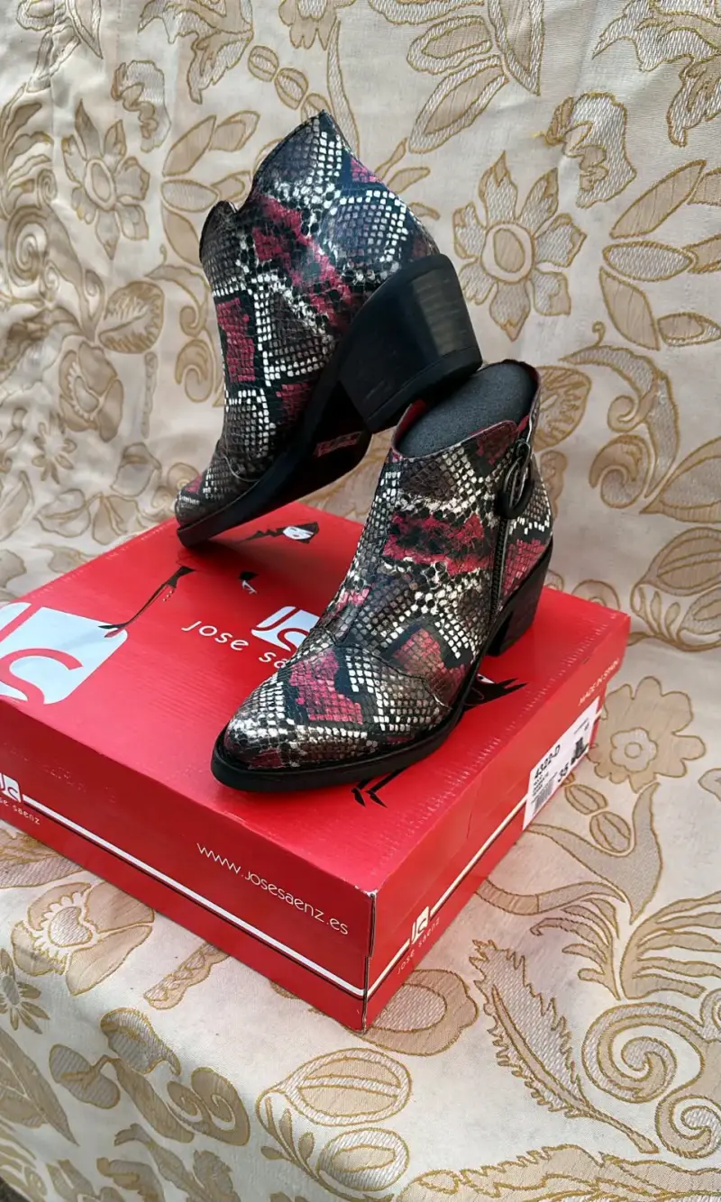 Botines de cuero estampado serpiente talla 35 - 1