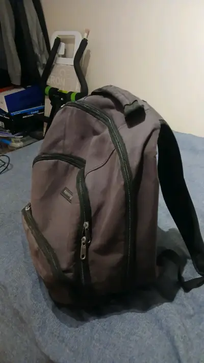 Mochila negra Kensington - miniatura 2