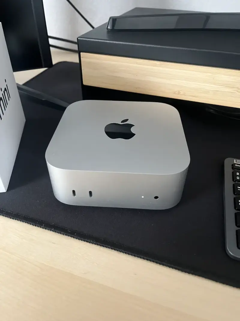 Mac Mini Apple M4 con caja original - 4