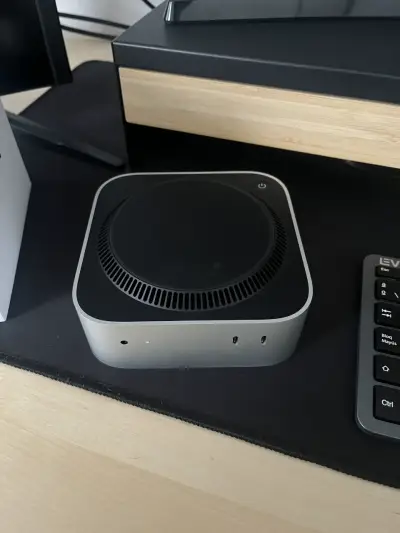Mac Mini Apple M4 con caja original - miniatura 5