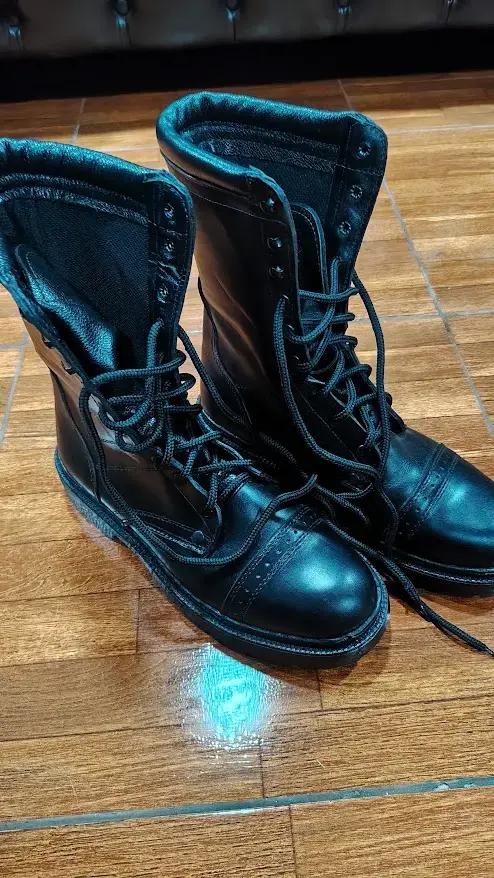 Botas estilo militar, tipo corcoran nuevas sin uso