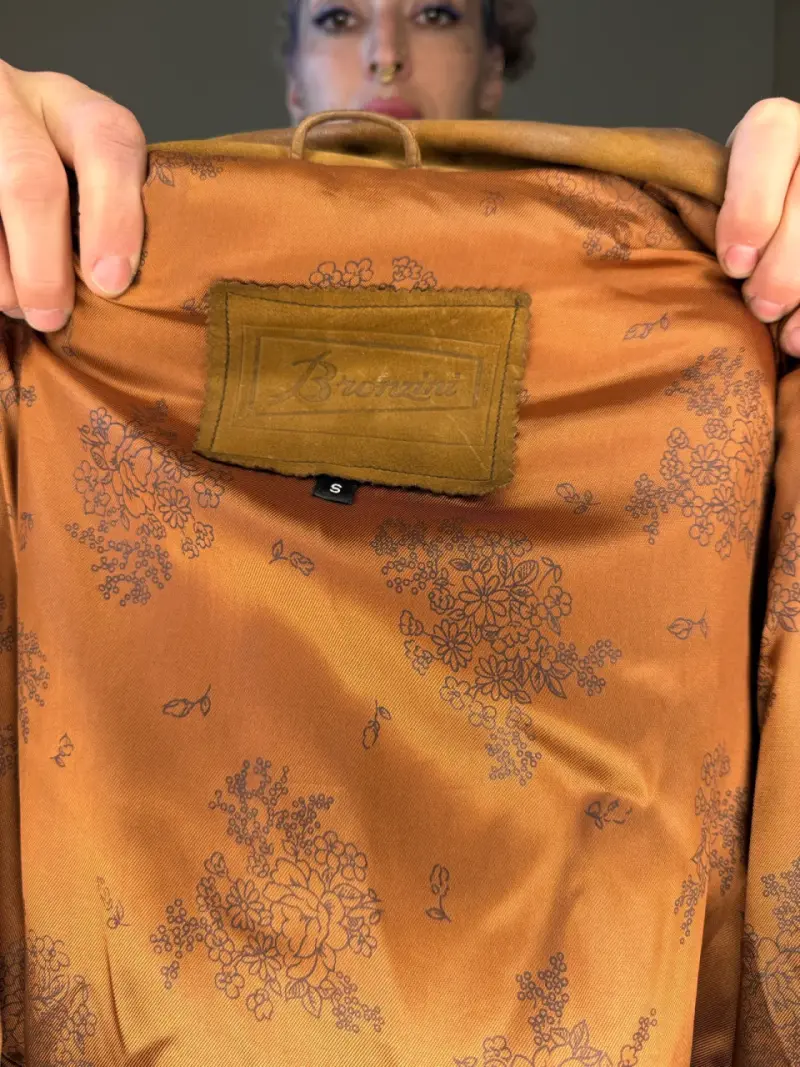 Abriho de gamuza con capucha de piel sintética - 6