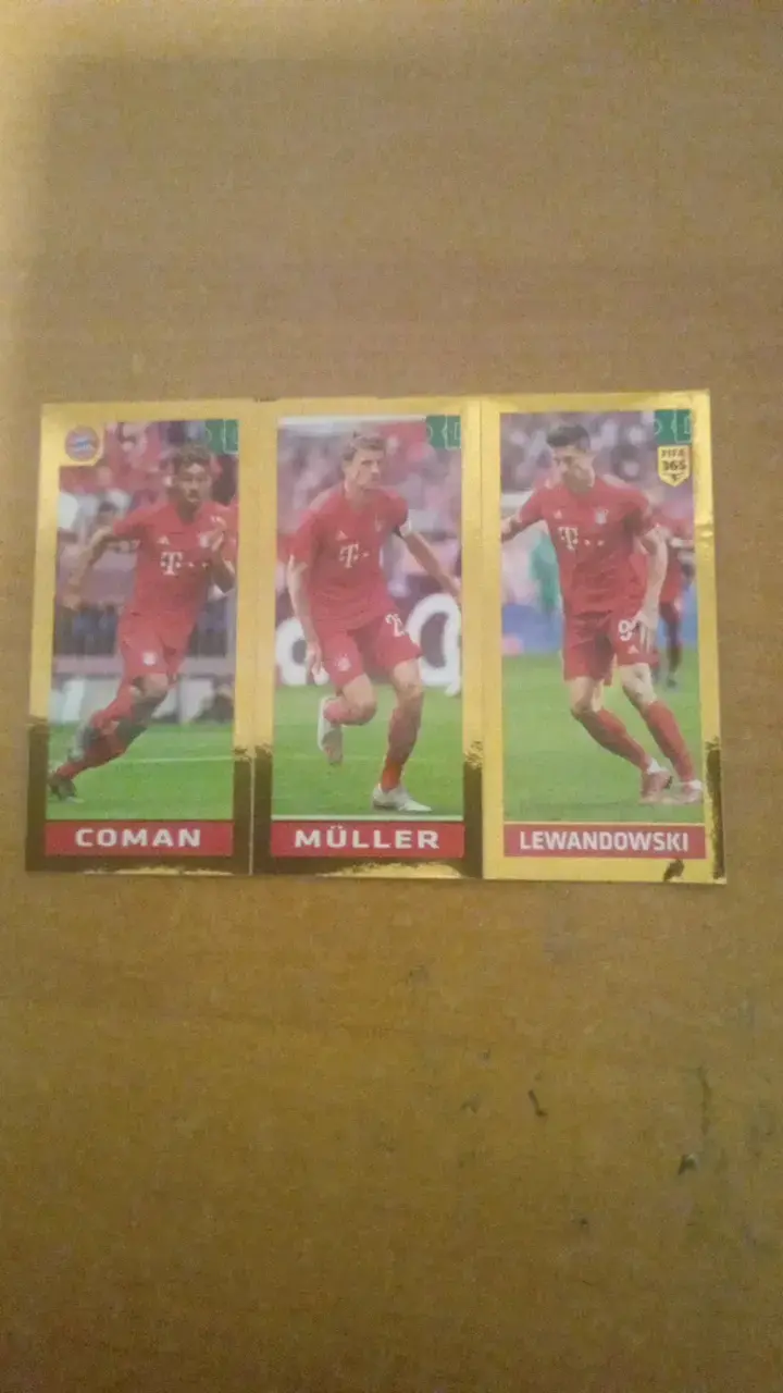 Set de láminas FIFA 365 Bayern Munich.