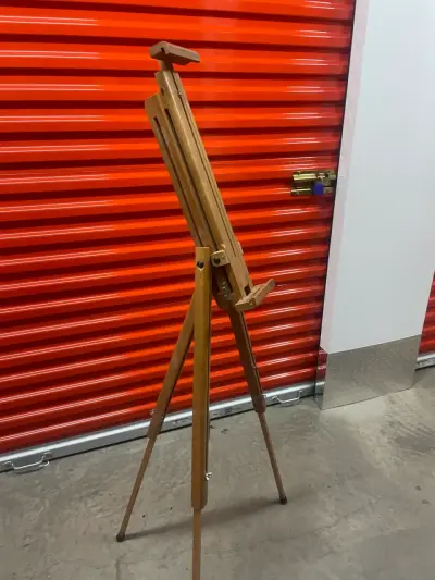 Caballete de madera para artistas ajustable - miniatura 1