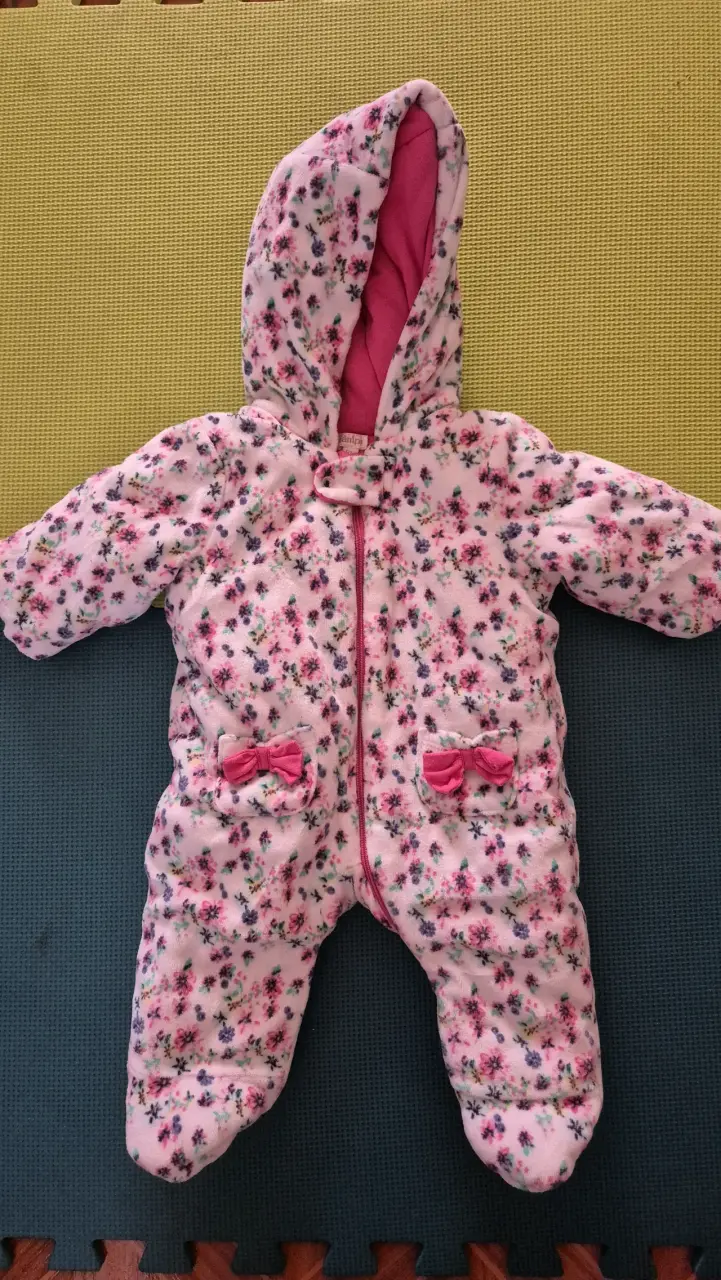 Lote de ropa para bebé niña en varios colores - 2