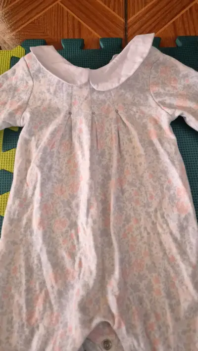 Lote de ropa para bebé niña en varios colores - miniatura 3