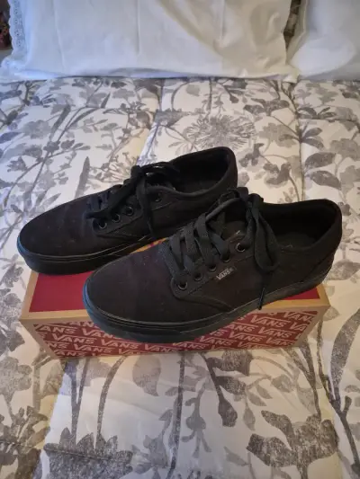 Zapatillas negras Vans casuales para mujer - miniatura 1