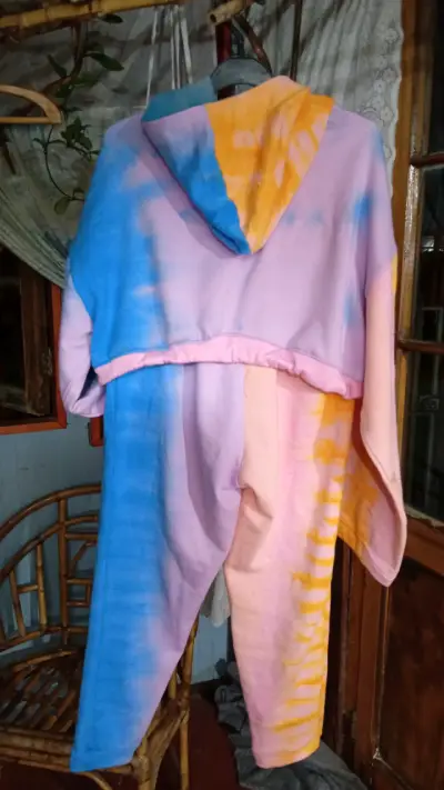 Conjunto de buzo tie-dye multicolor talla XL - miniatura 2