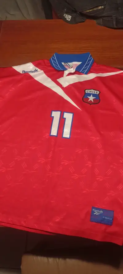 Camiseta de fútbol Chile Reebok talla L - miniatura 1
