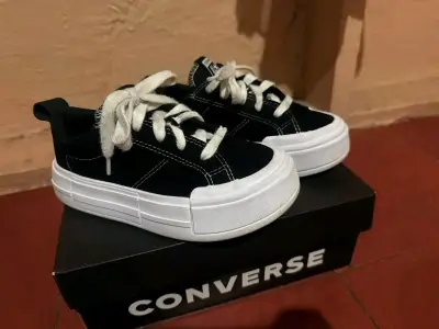Zapatillas Converse negras de lona para mujer - miniatura 3