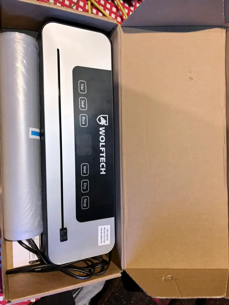 Selladora al vacío Wolftech con rollo incluido