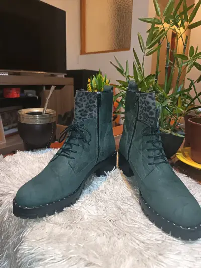 Botines de cuero verde con diseño animal print - miniatura 1