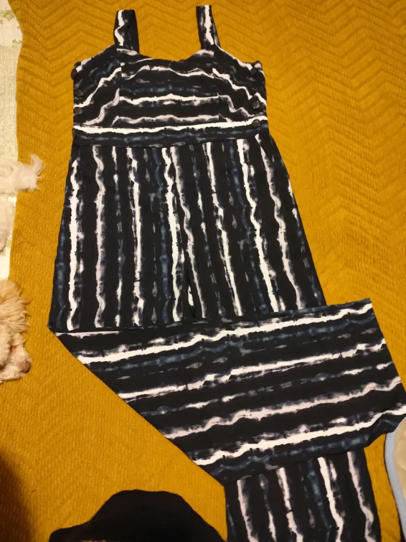 Enterito de mujer con estampado a rayas