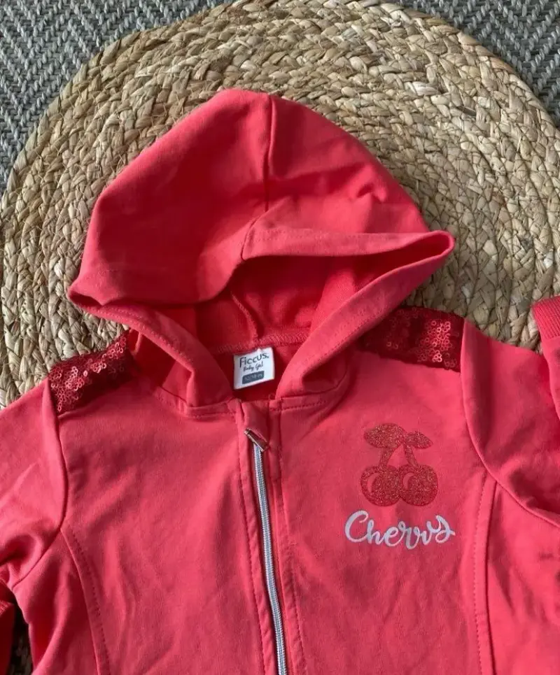 Polerón rojo con capucha para niña Ficus - 3