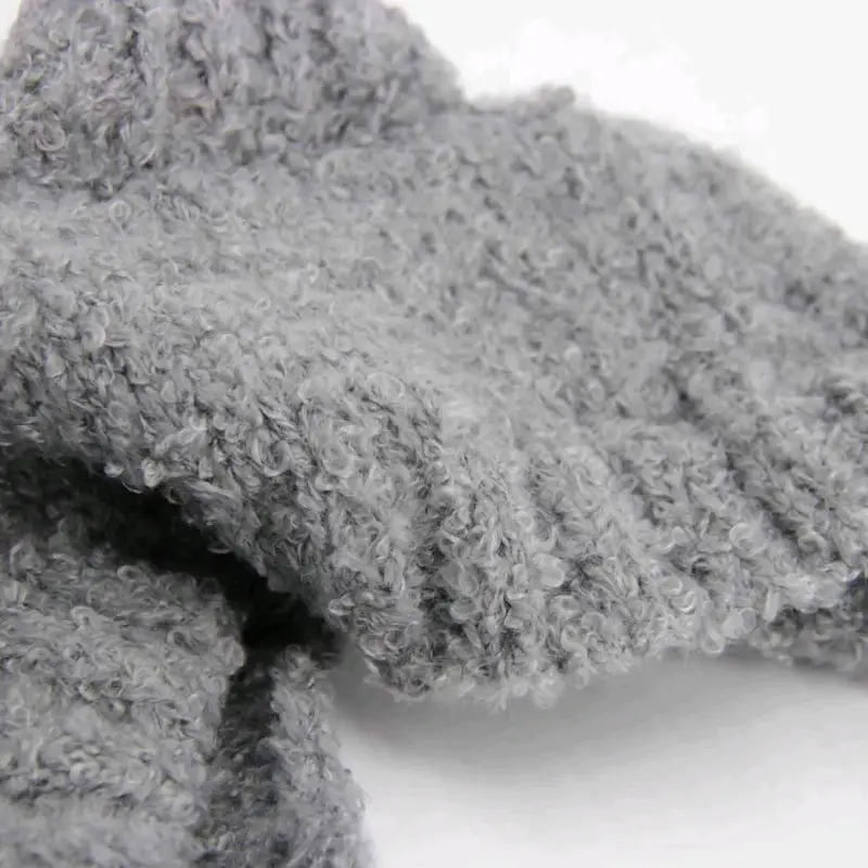 Gorro de lana gris con orejas de oso - 3