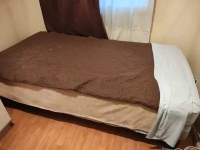 Cama plaza y media (colchón y base) - miniatura 1