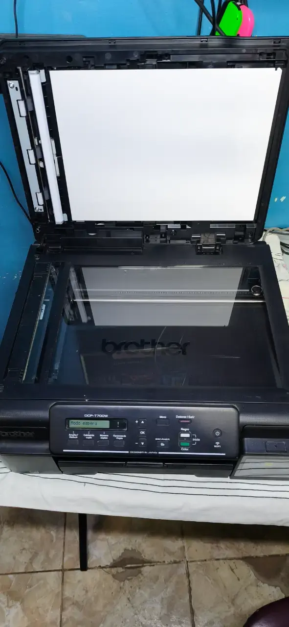 Impresora multifuncional Brother DCP-T700W - 4