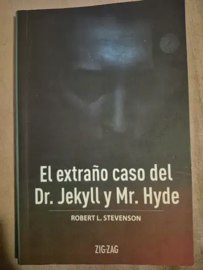 Libro El Extraño Caso del Dr. Jekyll y Mr. Hyde de Robert L. Stevenson - miniatura 1