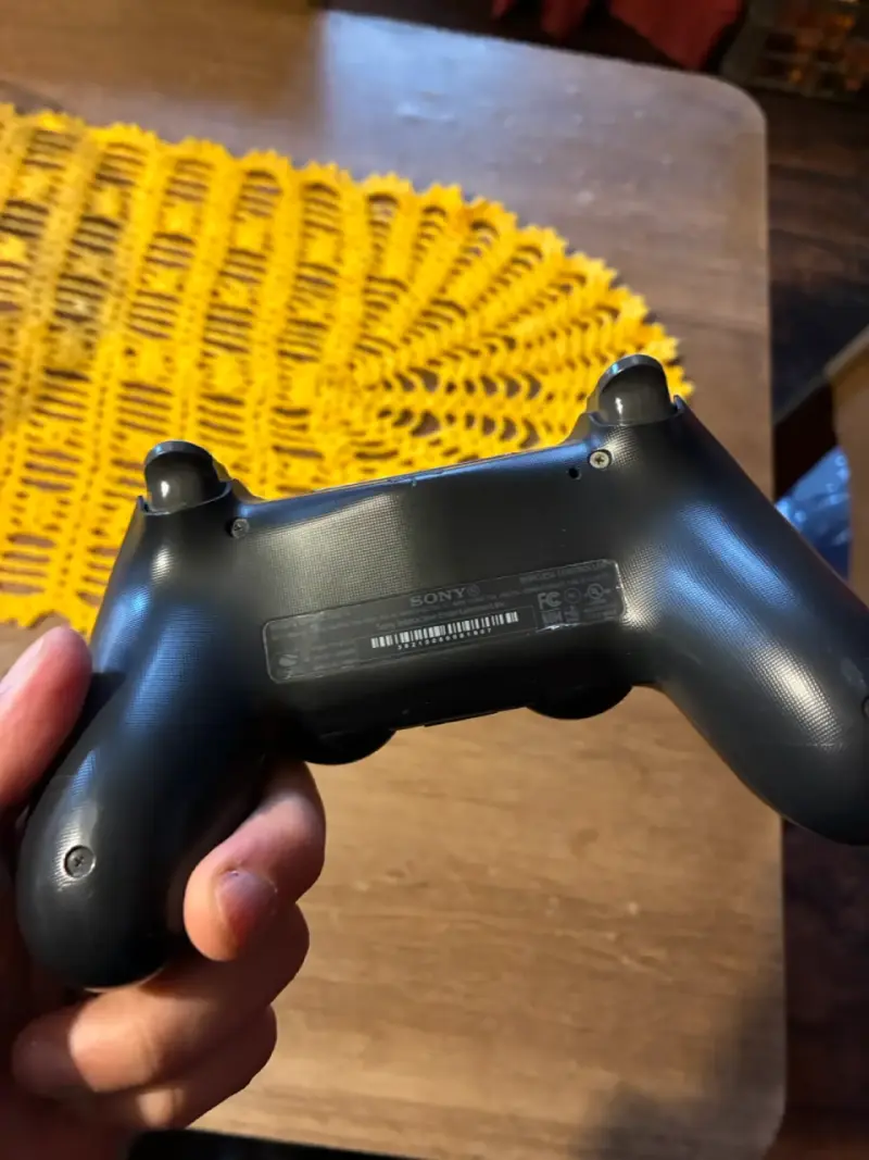 Control PS4 negro en buen estado - 2