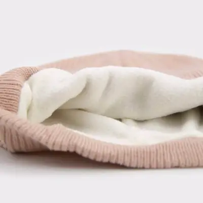Gorro de lana rosa palo - miniatura 2