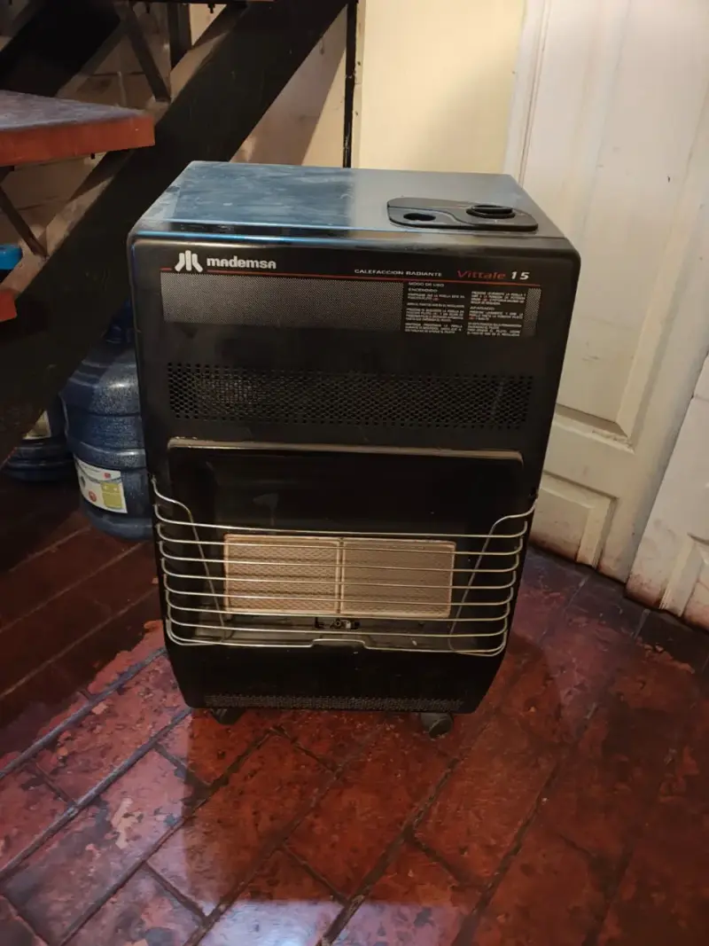 Estufa a gas Mademsa Vitale 15 calefacción radiante - 1